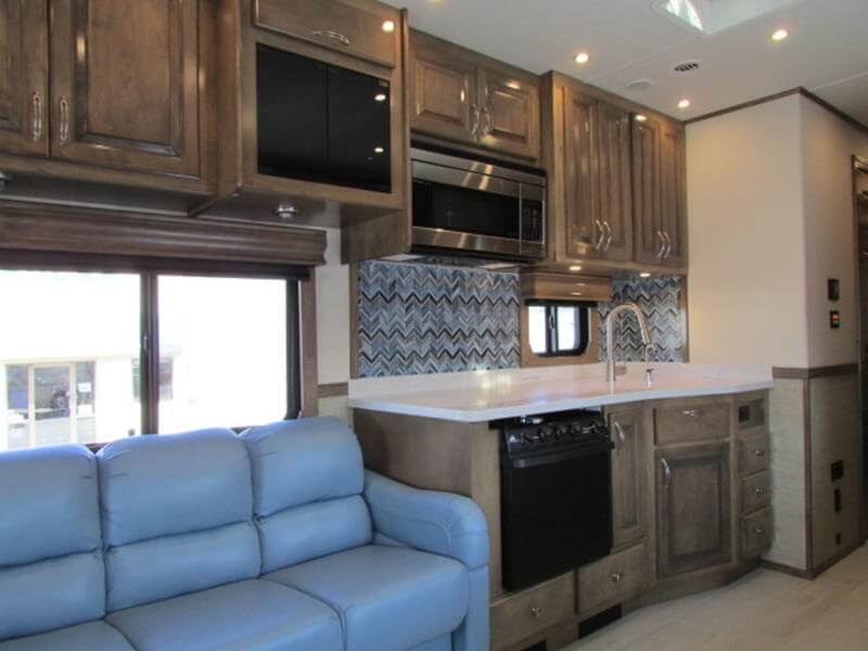 2017 Showhauler Motorhome Conversion 31KTSSL living area