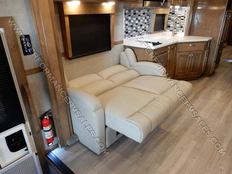 2022 Showhauler Motorhome Conversion 35QQSSL pull-out couch