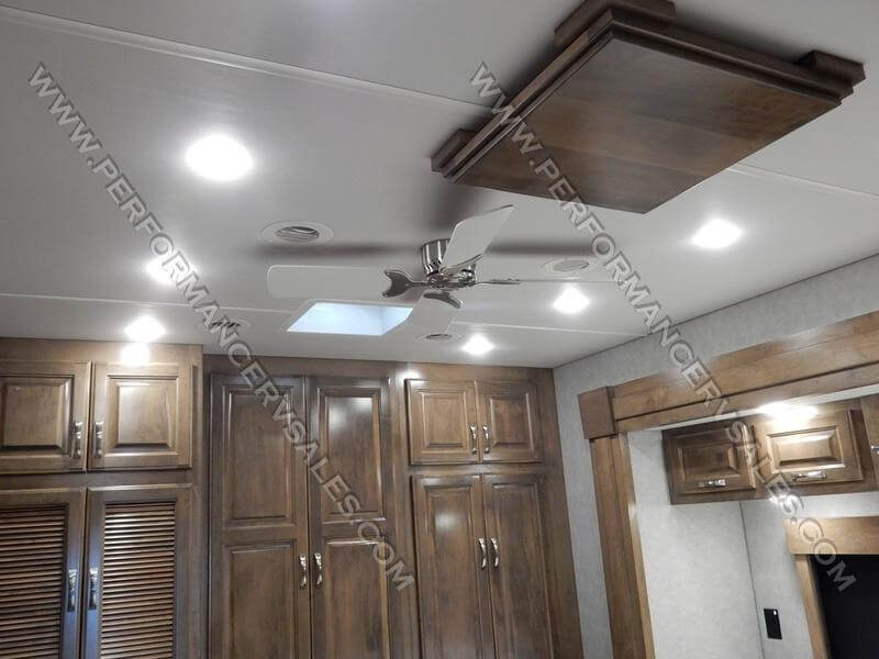 2022 Showhauler Motorhome Conversion 35QQSSL ceiling fan