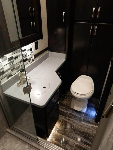 2022 Showhauler Motorhome Conversion 36KTssl-b bathroom