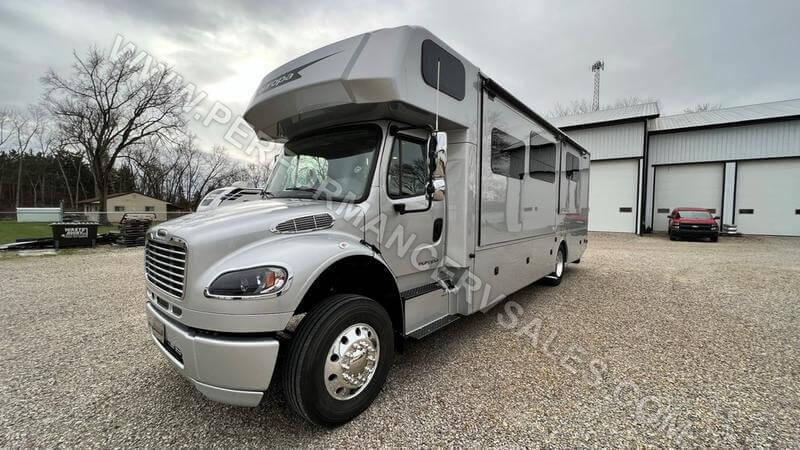 2023 Dynamax Europa 31SS left profile