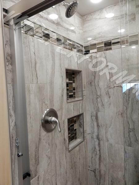 2024 Showhauler Motorhome Conversion 35-KQSSL shower head
